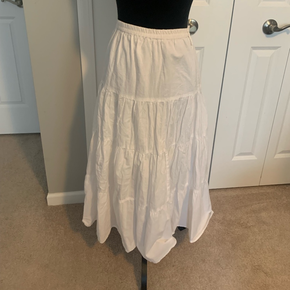 Elegant White Maxi Skirt